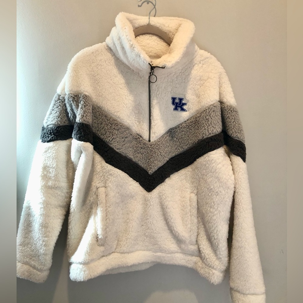 Cozy UK University of Kentucky half zip chevron teddy jacket